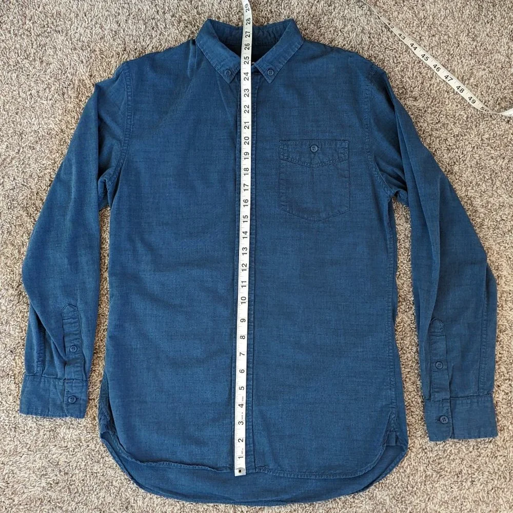 Mossimo Supply Co. Button Down - Picture 5 of 6